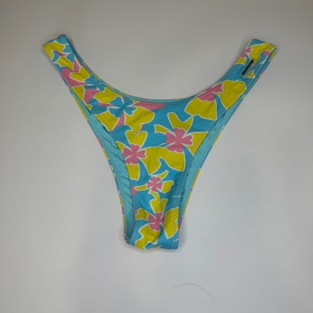 Blackbough Martini High-Rise Bikini Bottoms Medium – Retro Floral Cheeky Fit